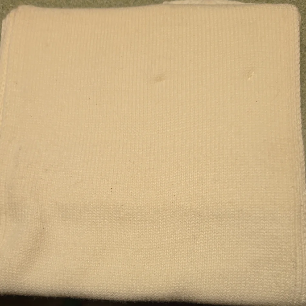 NWOT MK Hat and Scarf Set - Picture 2 of 2